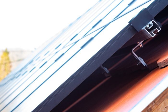 Struttura di sostegno per fotovoltaico sul tetto spiovente